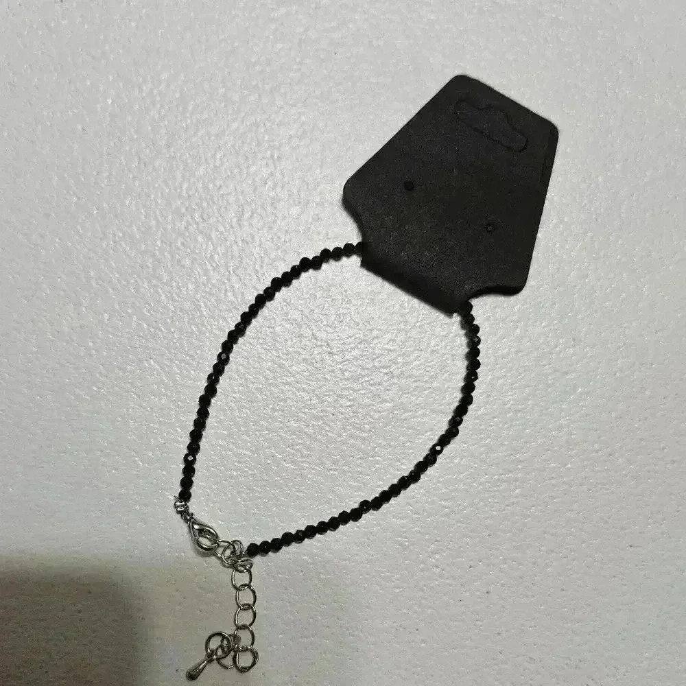 New green sandstone faceted 1mm bracelet! - Picture 2 of 5